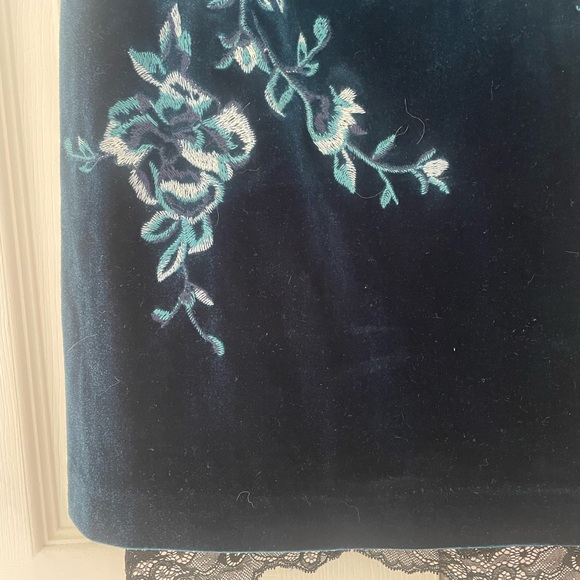 White House Black Market Blue Embellished Sheath Midi Dress - Picture 4 of 5